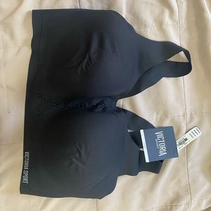 Sport bra 34ddd Victoria secret